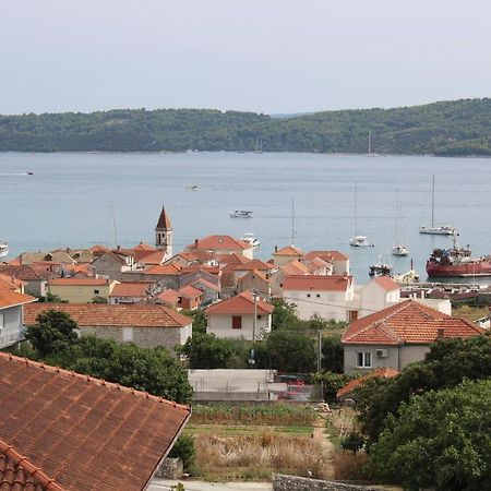 Lux Apartman S Pogledom Na More Τρογκίρ Εξωτερικό φωτογραφία
